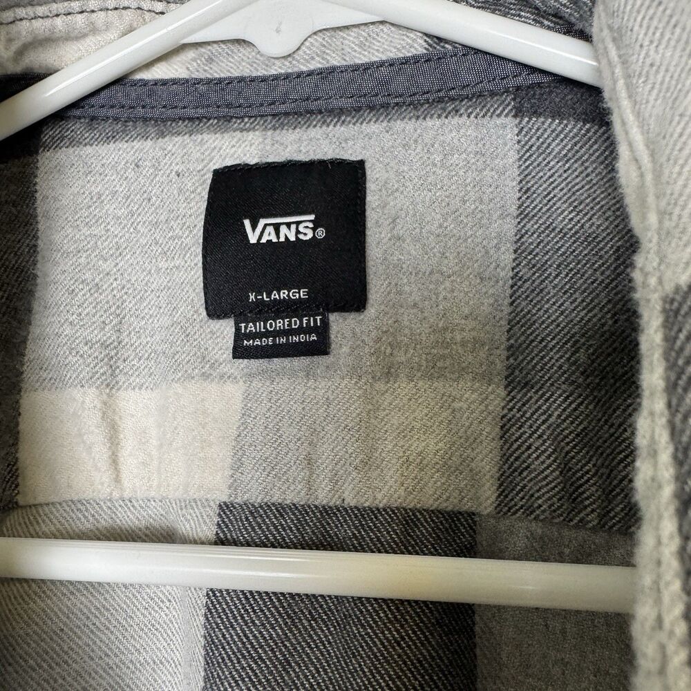 Vans Mens XL Black and White Buffalo Plaid Long Sleeve Flannel - Picture 9 of 13